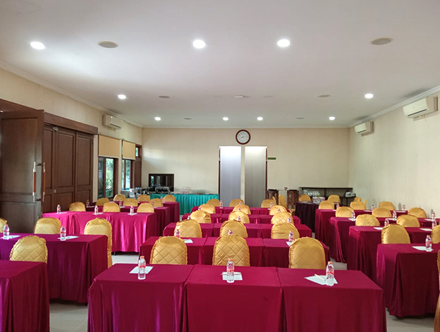 Anggrek Room
